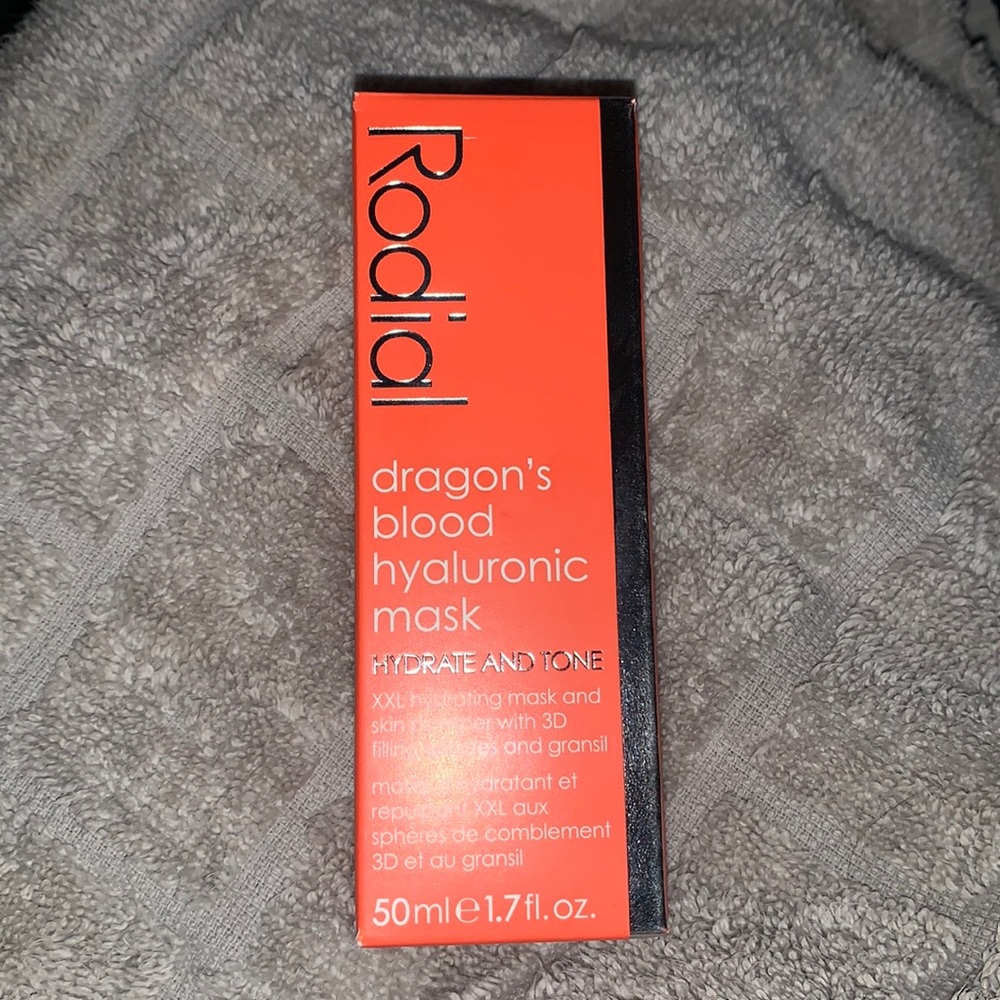 Rodial dragons blood hyaluronic acid mask